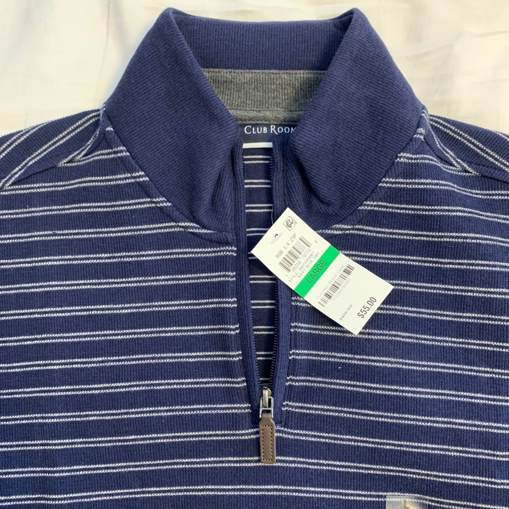 *NEW* Men’s 1/4 Zip Club Room Size: L